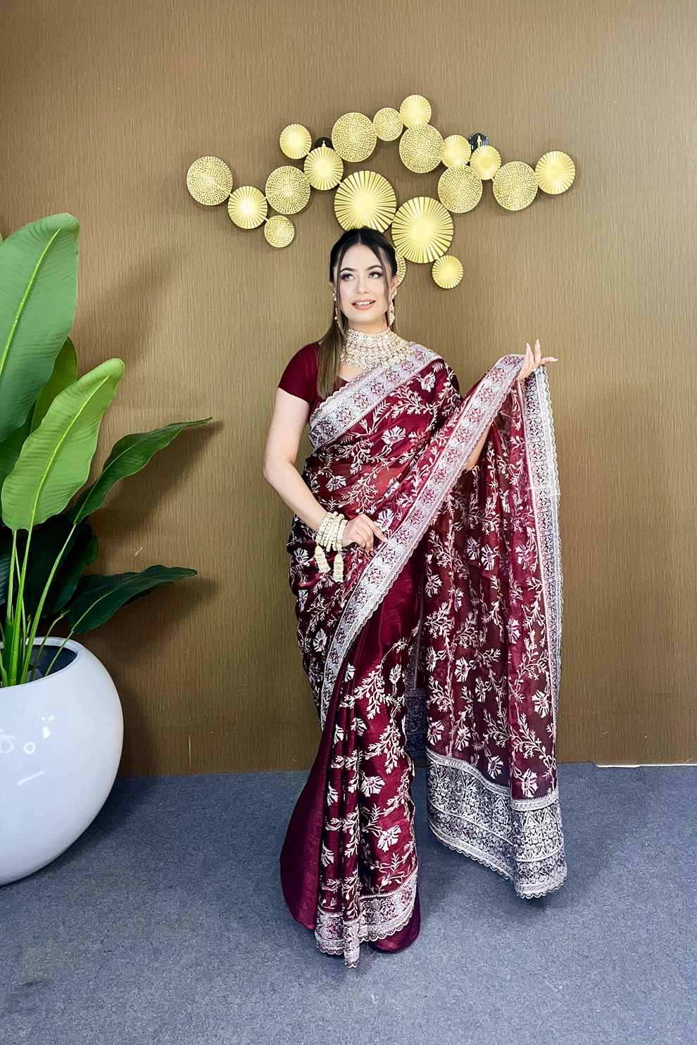 Merun jemi Chu Georgette party Saree